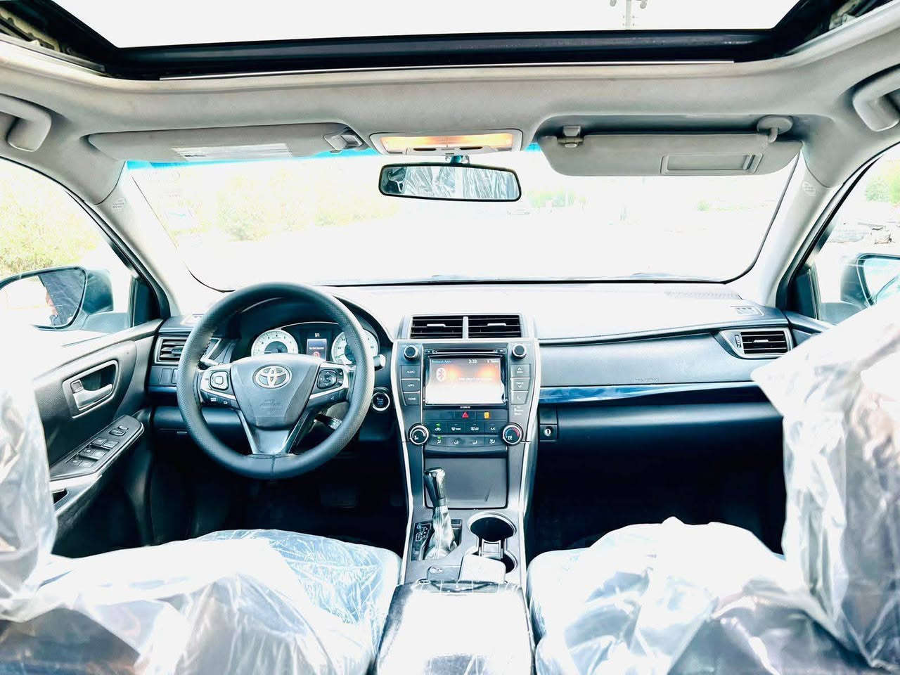 تۆیۆتا كامری 2016 فول مواصفات Xse 
97000 هەزارميل ڕۆیشتوە 
مواصفات  امريكي فول مواصفات 
سلایته وبسمة كوين كاره باي ولایت زينون
شاشة وكاميرا وحساس فوليوم 
تحديد سرعة وEco و بلاجكتور ،،،
چاملغی دواوەی لای سایەق بۆیاغە،
چاملغی لای سەکن کەمێکی بۆیاغە،
بۆنیتی دووبست ساردەکوتە،
سەیارەکە پشت وپێشی کەپسە،
ناوەوەی نەگرتوە ئێرباگی نەتەقیوە،
سەنەوی ژینگەو ڕێگاوبانی تا2027هەموی نوێیە
وێنەی سۆنەرەکەیم داناوە 
هیچ مەسرەفێکی تێدانیە 

سـعـر : لە کۆمێنت داوابکە ڕاستەوخۆ بۆت دێت 📥 

گێر و مەکیەنەی بەشەرت نەکراوەتەوە 
هیچ کێشەیەکی تێدا نییە 

ژمارەی خاوەنەکەی 
***********
شوێن هەولێر
