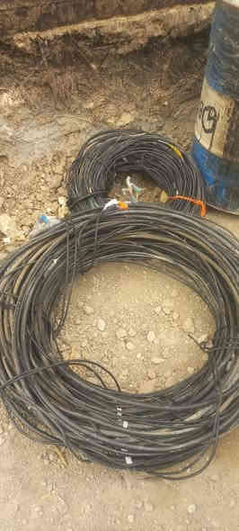 كيبل 300مترللبيع المكان السماوه قضاء الرميثه ***********
