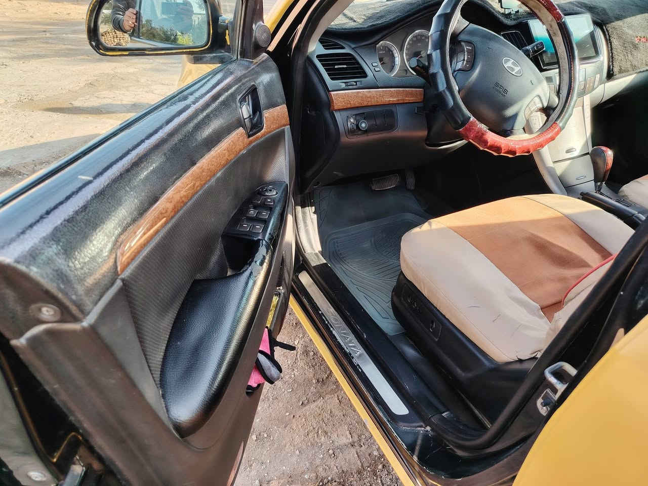 للبيع سوناته موديل 2008وراد كوري رقم ديالي بسمي دولي مكينه 2000 غاز ⛽ بانزين حداديه كهربائيات كله جاهزة بدون نقص كفاله من كلشي السعر 105 وبيه مجال ومراوس حسب القناعه قديم حديث مكاني ديالي ***********
