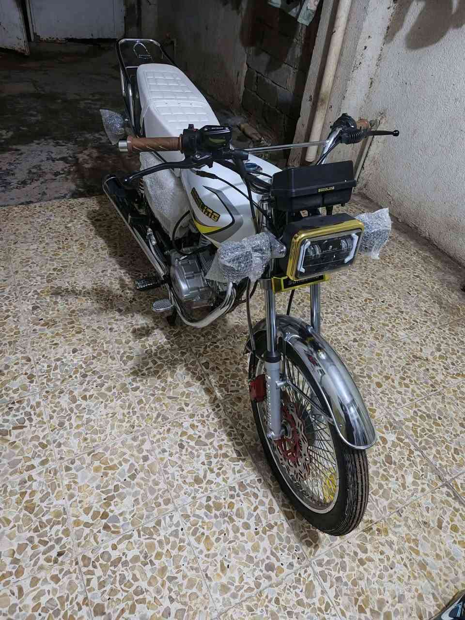 سلام عليكم تايكر مديل 2025 كفاله عامه المكان  بابل القاسم السعر 800 وبيه مجال تصال ***********
