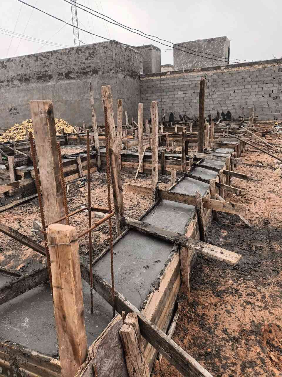 نجار قالب شغل درجه اوله العمل داخل نجف فقط اتصل عرقم ***********
