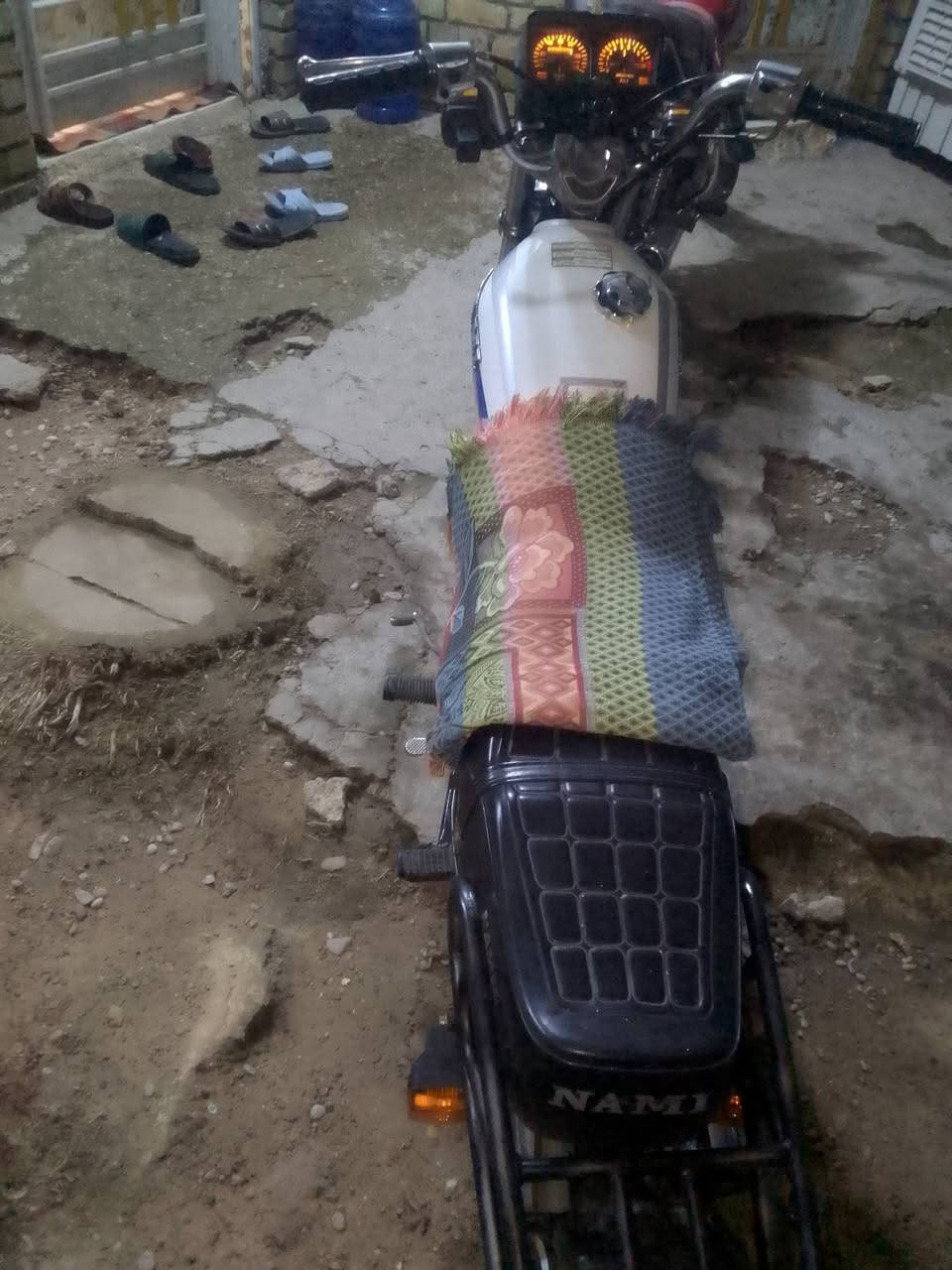 السلام عليكم دراجه مراوس نامه شلامجه مامفتوحه كامله كهرباياته شغاله مراوس بحربيه نضيفه الدراجه كلك مكفوله كاهه شلامجه اصلي


**إذا كنت صاحب هذا الإعلان وتريد حذفه لأي سبب، رجاءا أرسل رسالة إلى الدعم الفني**