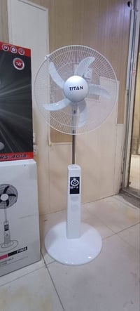 مروحة شحن • ١٨انج • ريموت ٥ريش