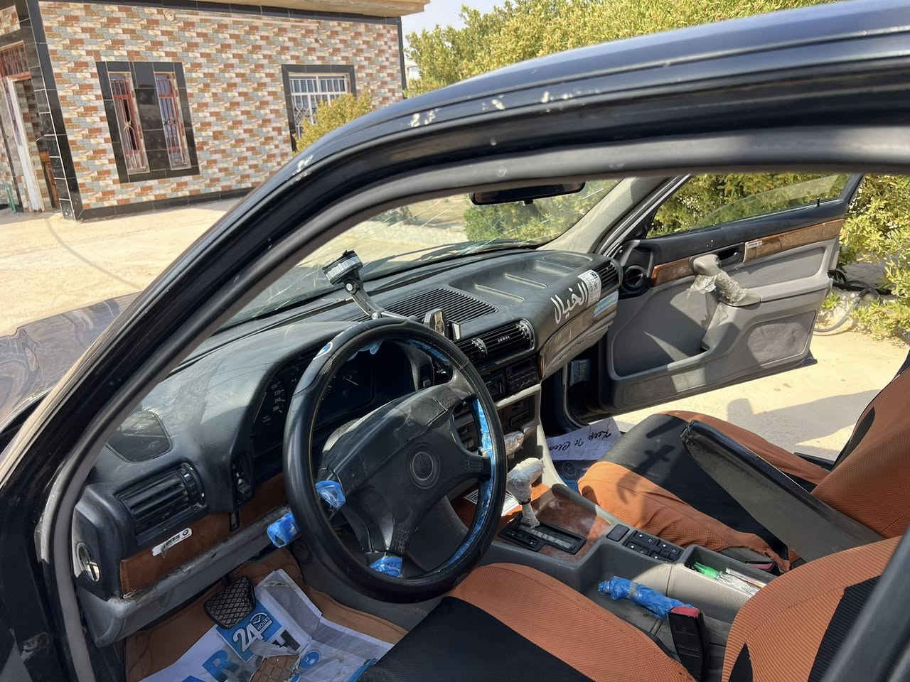 سلام عليكم سياره بي ام البيع او مرواس حسب القناعه سياره كير محرك صدر جديد تخم تاير ويل كب غرفه جديد مسجل سستم كامل صوت دمام سياره بعدهه بلاديه مجرد لونهه طافي شويه مكان سياره حديثه بروانه  السعر ٤٨ وبيهه مجال قليل خاص مفتوح او لاتصال الرقم 
 ‭٠٧٨٣ ٢٤٢ ٨٢٠٤‬
