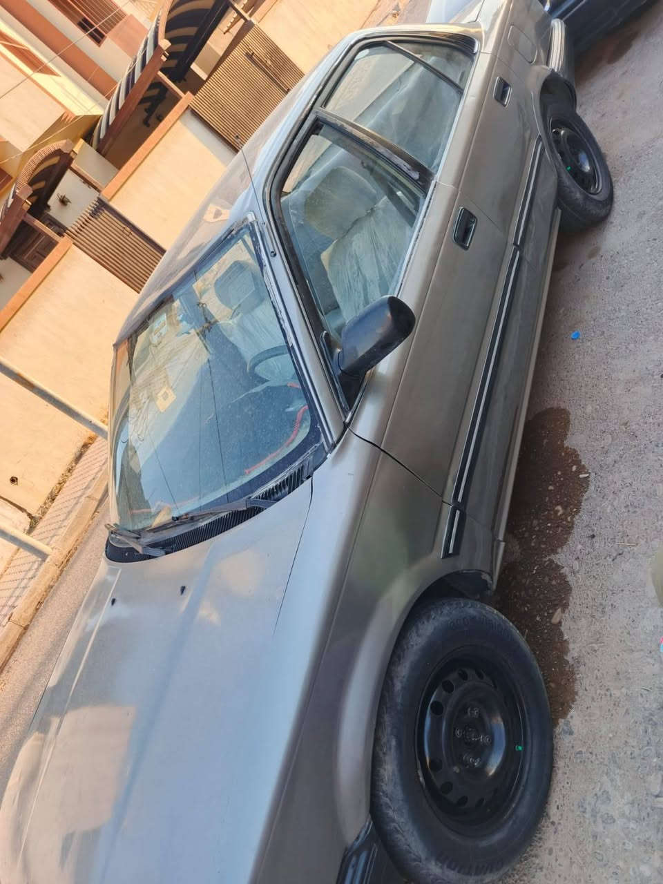 السلام عليكم تيوتا كورلا موديل 92 كير ومحرك بشرط لاصرف ولا بخار كير اوتماتيك تبريد منضومه كامله بس مايشتغل  بدون ضربه صبغ عام للجمالية رقم كركوك سنوية مشروع وطني 2027 دفتر بنزين موجود السعر 38 وبيه مجال مكان كركوك ***********
