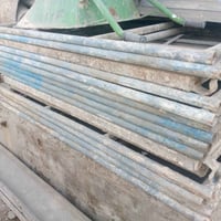 سكلة للبيع اقفاصة عدد 6كاملات انضاف ولوحات حديد عدد 3 وعرباين عدد 2 وح...