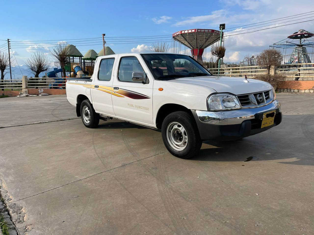 نیسان ٢٠٠٩ 
بەشەرتی گیرو مە کینە و اکسل
سە یارەکە لای سایەق بۆیاغ
سەقفی بۆیاغ 
لە وینە کاندا دیاریم کردووە زەربم لیداوە
سە یارە کە رەقەم سلیمانی سە نە وی تازە بە سەر چووە
٤ تایە لۆک 
نمونە لە جوانی 
مالی دۆستە 
پاشو پیش کە بس 
***********
*********** بشدار, السليمانية
