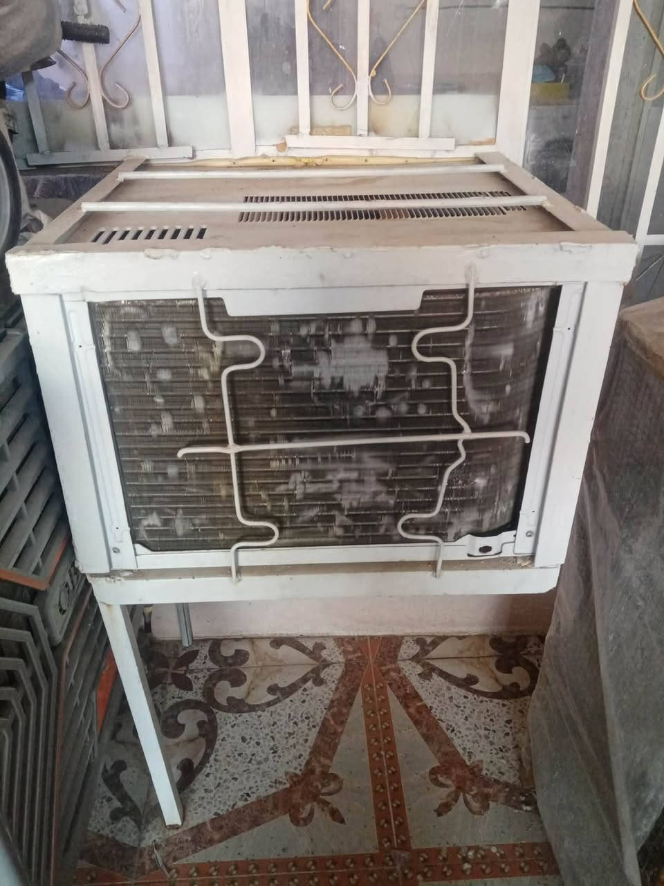 اركنديشن للبيع نضيف  سعر 350 بي مجال
***********
