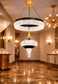 تألق يتجدد في كل زاوية! ✨ اكتشف الأناقة مع الثريا الكريستالية الجديدة....