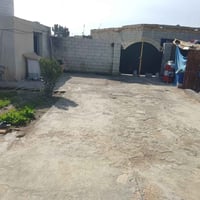 طريق شياع • 300م • غرفتين