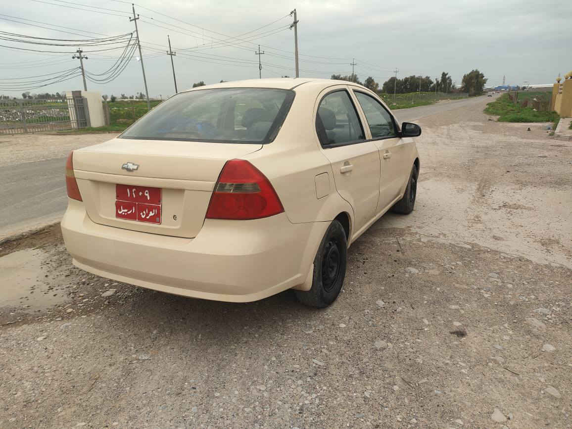 افيؤ تكسي ٢٠٠٧ گيرعادى 
مةكينةى كةميك دةنگى هةية 
سةقفى معجونى هةية 
سعرى ٦٨ وةرقة ١٥ وةرقة غرامةى دةگيريةوة دواى معامةلة
*********** فايبةر واتساب أربيل, العراق
