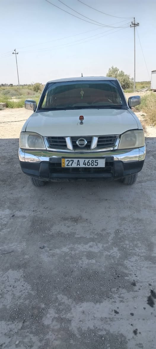 سلام عليكم نيسان ٢٠٠٧ رقم دولي جاهزه السعر ٦٥ بيه مجال قليل ***********
