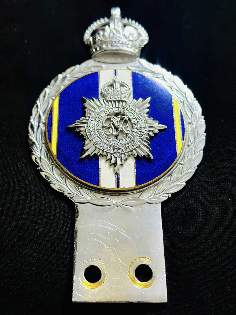 السلام عليكم
باجات اصل ونضافه فول 
للبيع كلمن وسعره 

مكاني بغداد ***********
