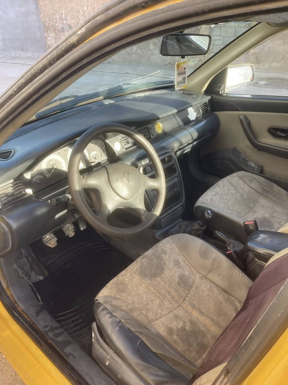 للبيع لو مراوس سمند موديل 2010 سنويه جديد لحد 2027 سعر 25 وبي مجال للشراي مكاني طوز خورماتو رقم ***********
