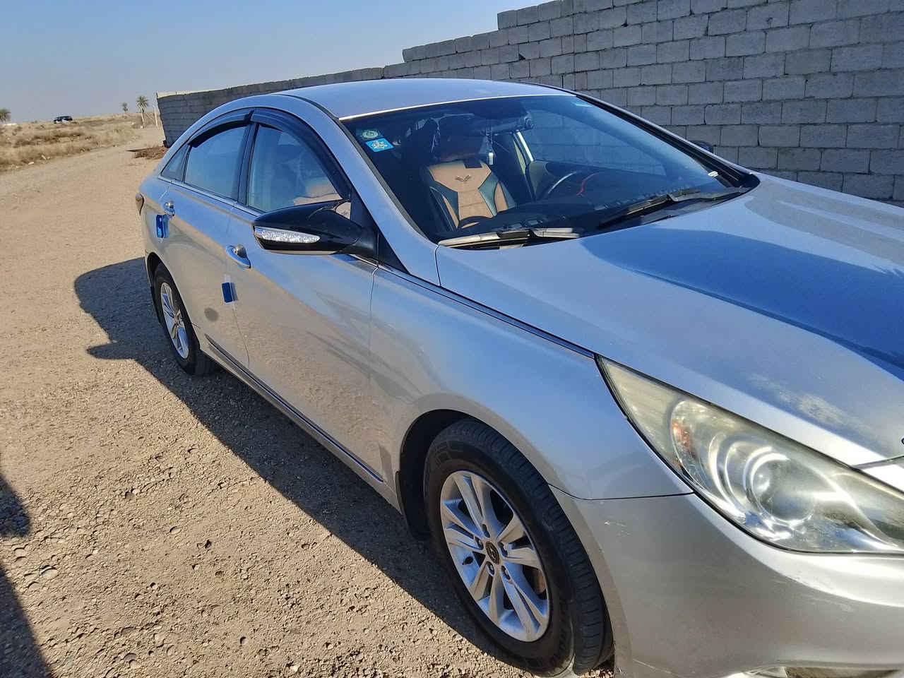 سلام عليكم
لبيع سوناتا 2011 خليجي 
رقم بغداد الدولي بسمي 
كير محرك صدر تخم تاير تبريد تدفئة كلة خير من الله 
سياره جديده جداً 
مالت جناي 
مكفوله من الصبغ او الضربه والتبديل 
شاشه تحكمات ستيرن 
محرك 2400 
السعر 125 وبيها مجال
مكاني بغداد 
مكلف بل نشر الشراي يتصل عل رقم 
***********
