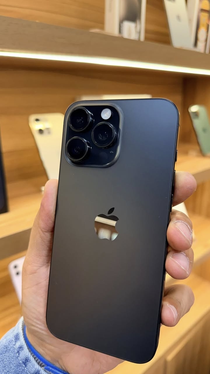 16 برو ماكس 
عربي شرق اوسط ABM
نظافة 100‎%‎ 
بطارية 100%‎ 
ضمان سنة 

العنوان :- النجف الاشرف - مجمع الشراع الترفيهي - مجاور مطعم الكلحة ..

للطلب والاستفسار ( *********** ) او مباشر على الصفحة
