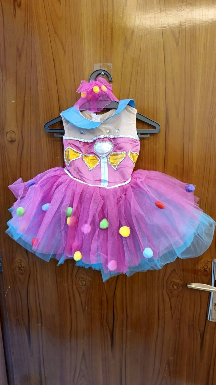 عروووض القطعه ب 5 الف 🔥🔥🔥
بدله اطفال او فستان تحفه جديد 
العنوان بغداد الغدير شارع التوت 
***********
