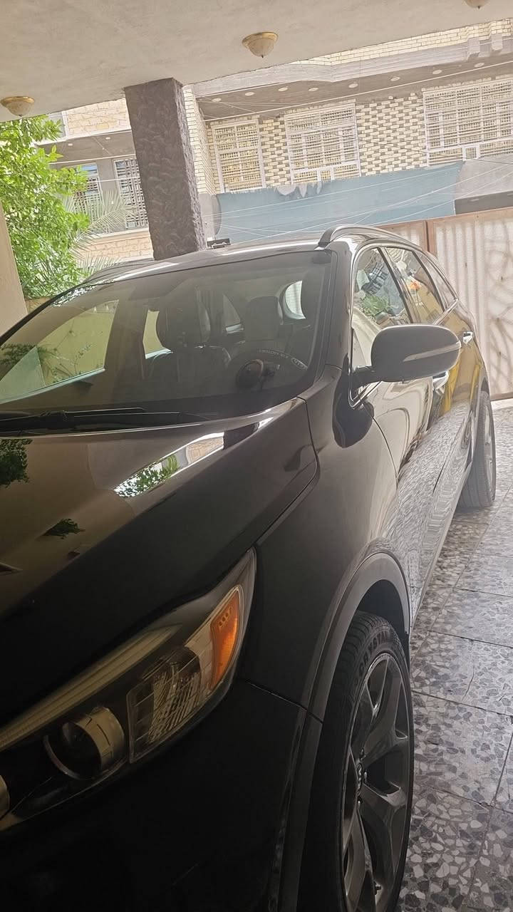 سورنتو وارد امريكي موديل ٢٠١٧حادثها كسر بالدعاميه الاماميه فقط  من جهة اليمين والعراق صار بيه صبغ جوه يدة الباب الجانبي الخلفي الأيمن وجوة رقم الصندوق  الخلفي محرك ٤ سلند.   ٥. راكب السيارة كلش نظيفه جاهزة وسنويه مجددة لل٢٠٣١.   بسمي  اسكن بغداد الكرخ حي المواصلات سعر ١٤٧ مجال قليل تلفون ***********.    ابو منتظر  صورة الحادث مرفقه ويه الصور
