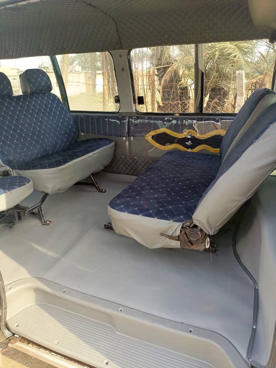 بريجو للبيع موديل٩٨  بغداد لون ابيض مكينه ٢٧٠١ نضيفه كير اكسل كله نضيف صدر جديد دوشمه عامه كهربايات كله شغاله تخم تاير جديد مصبوغه جماليه سلف داينمو جديد سيارة جاهزه مكاني بغداد ابو غريب السعر ٦٧ وبيه مجال ***********,,***********
