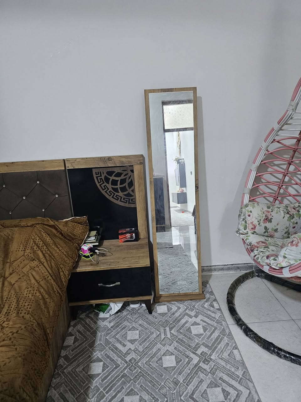 غرفتين نوم 
للبيع


**إذا كنت صاحب هذا الإعلان وتريد حذفه لأي سبب، رجاءا أرسل رسالة إلى الدعم الفني**