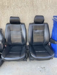 كشنات مال ٧٣٥ جدد جلد وكلشي شغال دوشمه جديد بعدهن زيرو السعر ٣٠٠ الف ق...