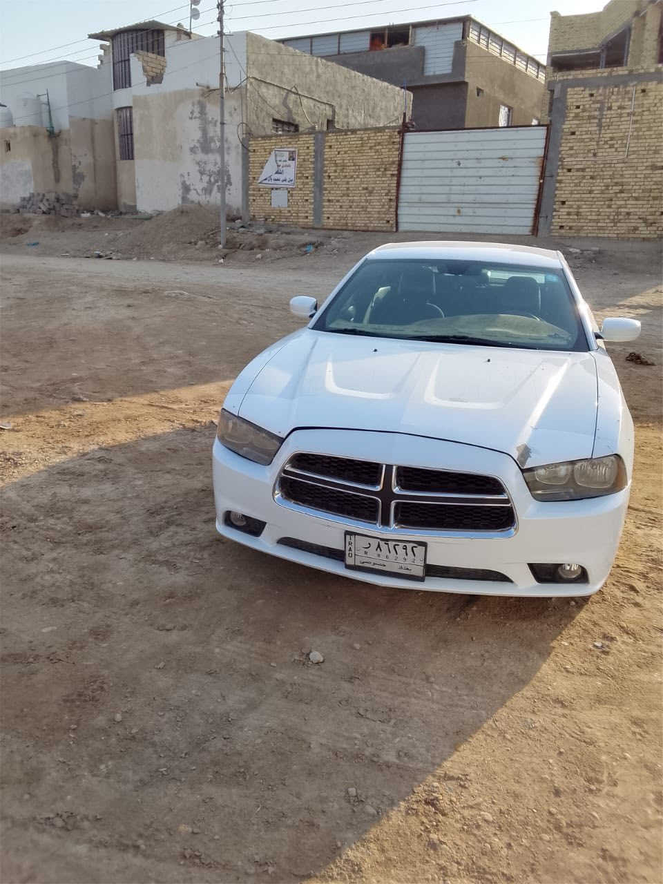 السلام عليكم شباب جارجر 2011للبيع بيه باببين صبغ وبنيد ***********السعر135
