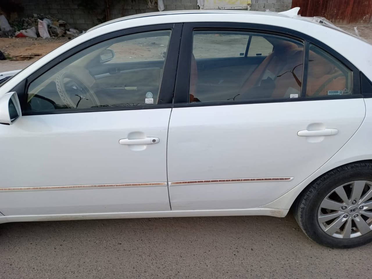 السلام عليكم
فقط بيع مستعجل سوناتا 9 أمريكي رقم أربيل

السونار بالصور

السيارة بالفلوجة

السعر 11,000 $

دفتر و10 ورقات بيها مجال

ملاحظة السنوية ساقطة

صاحب السيارة ما متواجد ع الفيس

للاستفسار ع الرقم ***********
