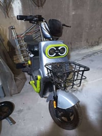 دراجة شحن • نضيفه • القلبه شارع البرج