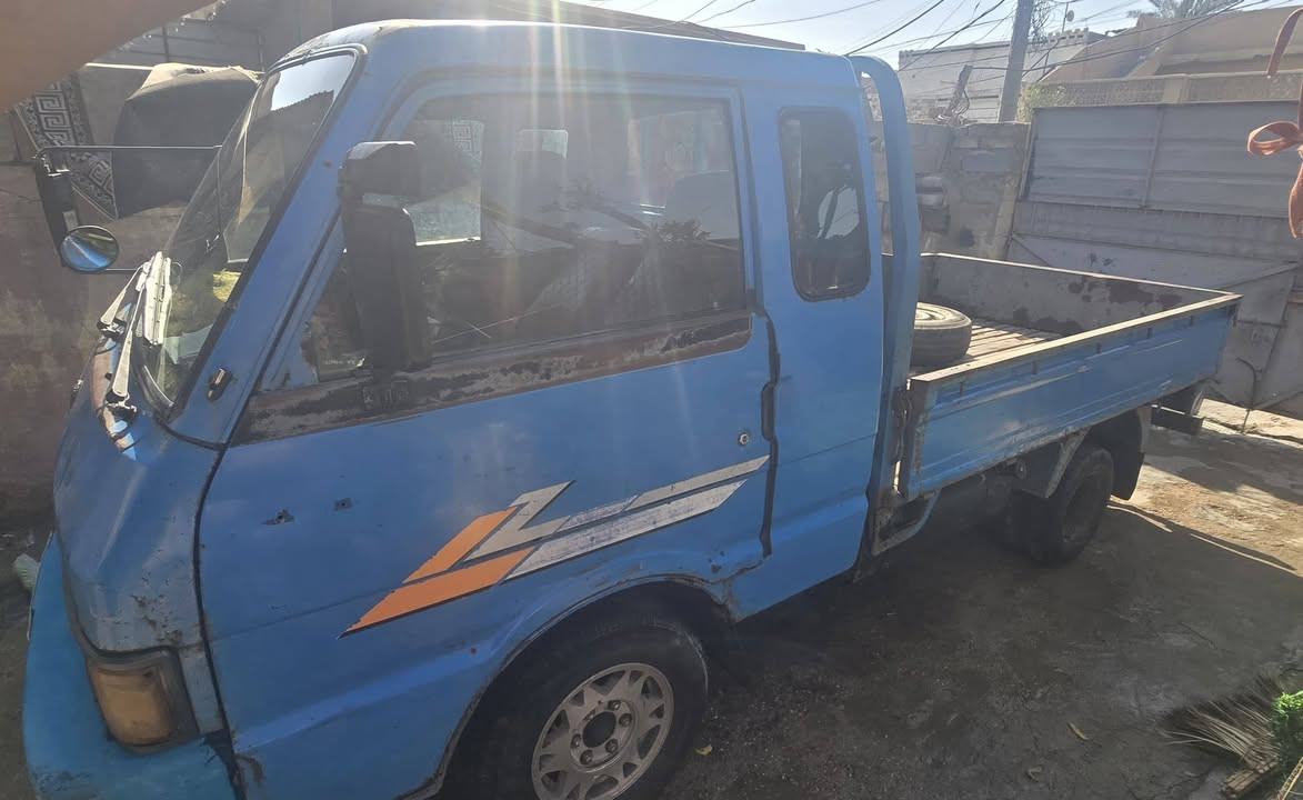 كيا بنكو موديل 93 كاملة باور كير طابوكه رقم دولي بأسمي سنوية لل27 سياره مكفوله كفاله عامه تحويل ثاني يوم السياره بلادية لا ضربه ولا صبغ  عنواني جنوب بغداد اليوسفية السعر 53 وبيها مجال بسيط
للتواصل رقمي ***********
