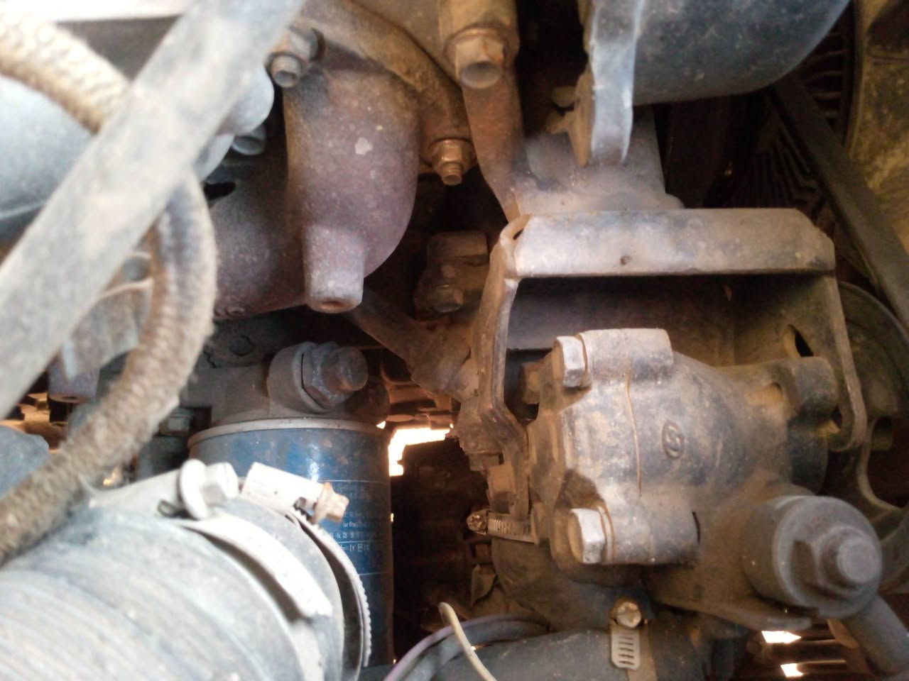 كيا مازدا موديل 1996 
14 راكب رقم دولي مصفره هيئه ومرور  سنويه مجددة لل2030 تحويل مباشر مكاتبه مع الشرعي السعر 60 وبيها مجال
للتواصل ع الرقم ***********
***********
