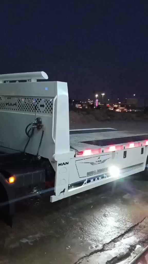 للبیع مان 2017فول مواصفات كامرا حصاص رادار  بویلر تبرید   كیر 4×4 تحدید سرعه جام كاره با  ویل کروم 6 
برا غی 6سلندر  طویل بودی 6.20  بودی جدید 
***********
