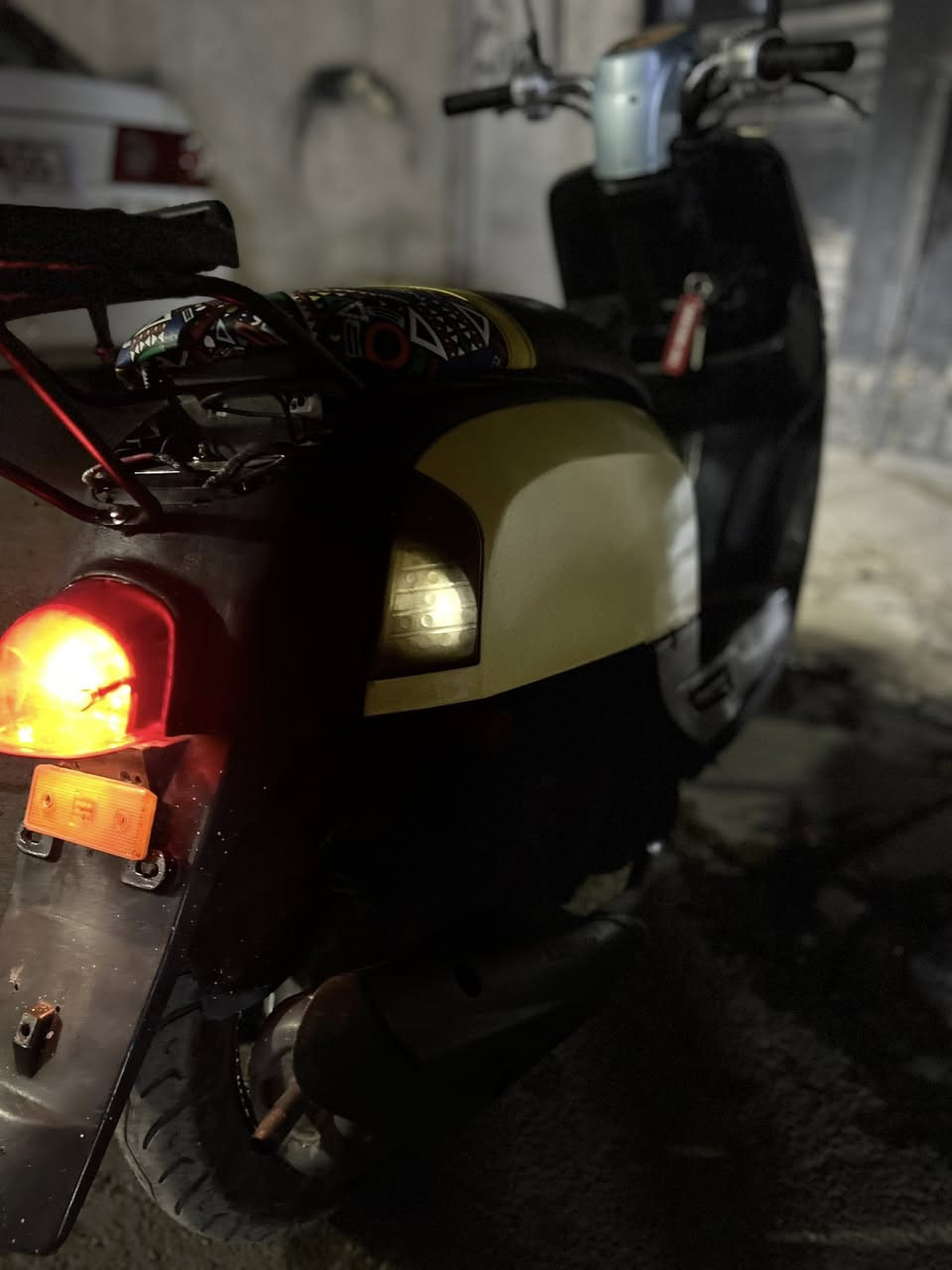 ماكس بوليس للبيع دراجه نكره بل وقت تاير خلفي جديد كشن تزويد  دوشمه مميز زنون عالي ناصي لشاير هندر سلف دبل جديد اصلي  لون كدام عينك دراجه ملحه ناشفه خير من الله عوزه بس هورن من غسلته وكف السعر 450وبيه مجال حك جيتك مكاني البياع شرطه رابعه ***********
