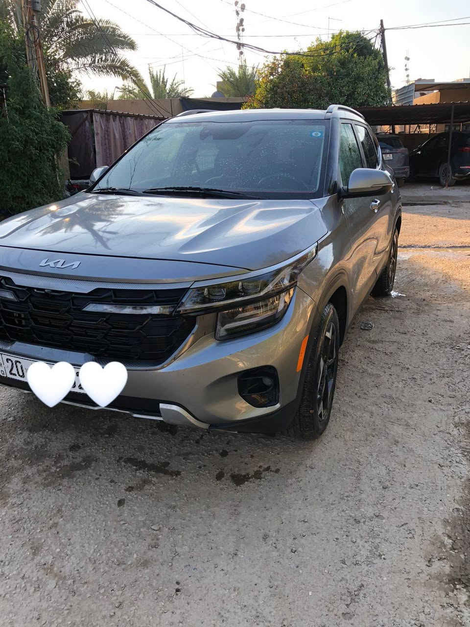 السلام عليكم
كيا سلتوز 
2024 
EX
الضرر بنيد مبدل بلادي  ومصبوغ 
محرك 2000 دوش 
نقطه عمياء 
تحديد مسار 
تدفئة كشنات 
قفل سرعة 
بصمة وتشغيل عن بعد 
نضام منحدرات 
درايڤ مود وبعد بيها مواصفات 
*********** اتصال 
*********** واتساب
