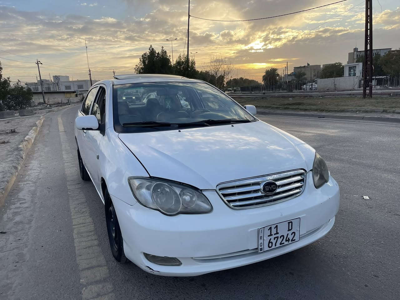 اسلام عليكم بيوايدي f3 موديل 2013 السياره باسمي تحويل ثاني يوم  ابلاديه بدون ضربه كهربائيات بلاديه مابيها اي نقص السياره تبريد تدفئه شغالات سعر ٦٥ وبيها مجال رقم ***********
