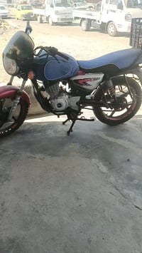 بوكسر كلك شغاله السعر 450 المكان التاجي 07824010096