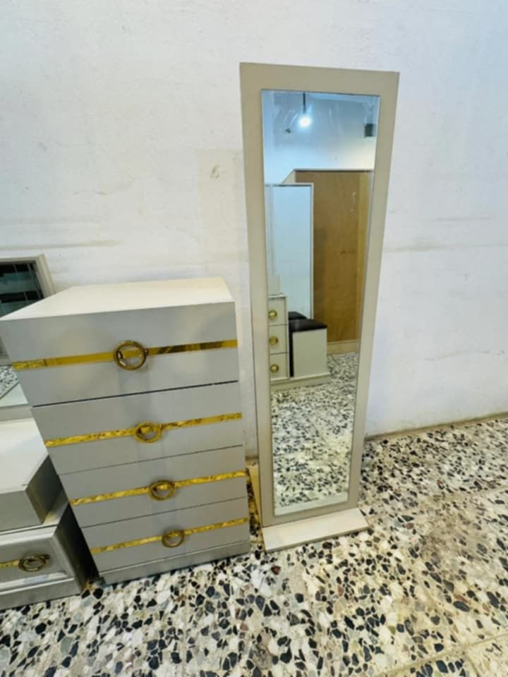 غرفه 9 قطع اخت جديده تخبل نضافه 100‎%‎ ضخمه سرير مخزن  نضام بيبان سعرهه 725 الف مكان نجف يتوفر خدمه توصيل وشد داخل النجف والكوفه فقط


**إذا كنت صاحب هذا الإعلان وتريد حذفه لأي سبب، رجاءا أرسل رسالة إلى الدعم الفني**