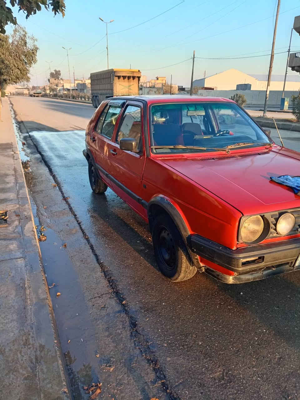 كولف للبيع مكينة مال كصة جديدة وكير شرط سيارة بيها واجهة ومطلع معاملة فقدان كاملة الطخم الكدام فقط تعبان طخم تايات جديد أحواض الداخل جدد  السعر ١٨ وبيهامجال ***********
