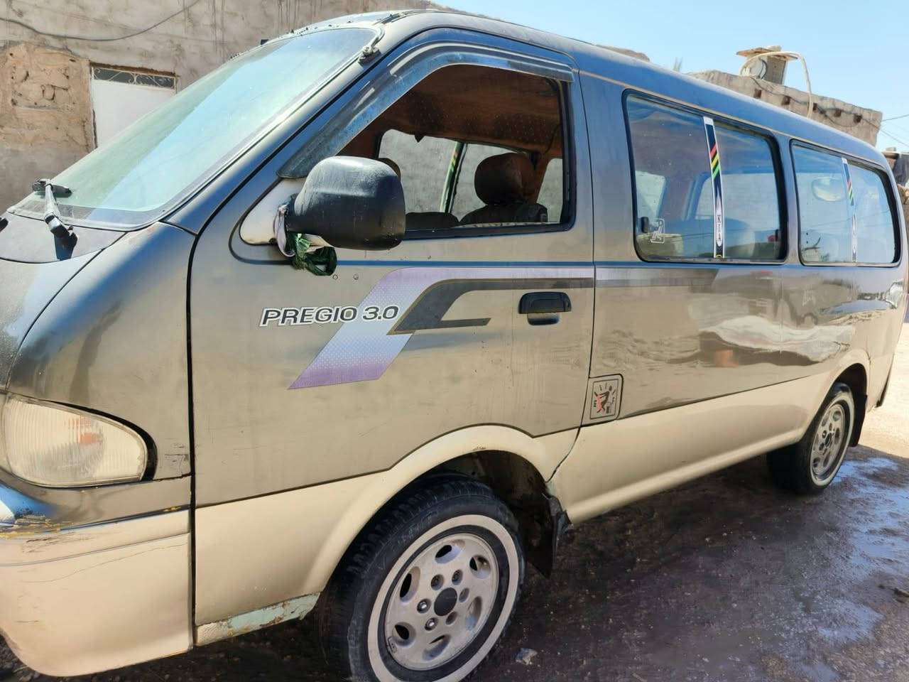 السلام عليكم سياره موديل 2001اصل كير واكسن ومكينه جديده تخم تاير سياره خير من الله عنوان نجف الاستفسار *********** مكلف بل نشر
