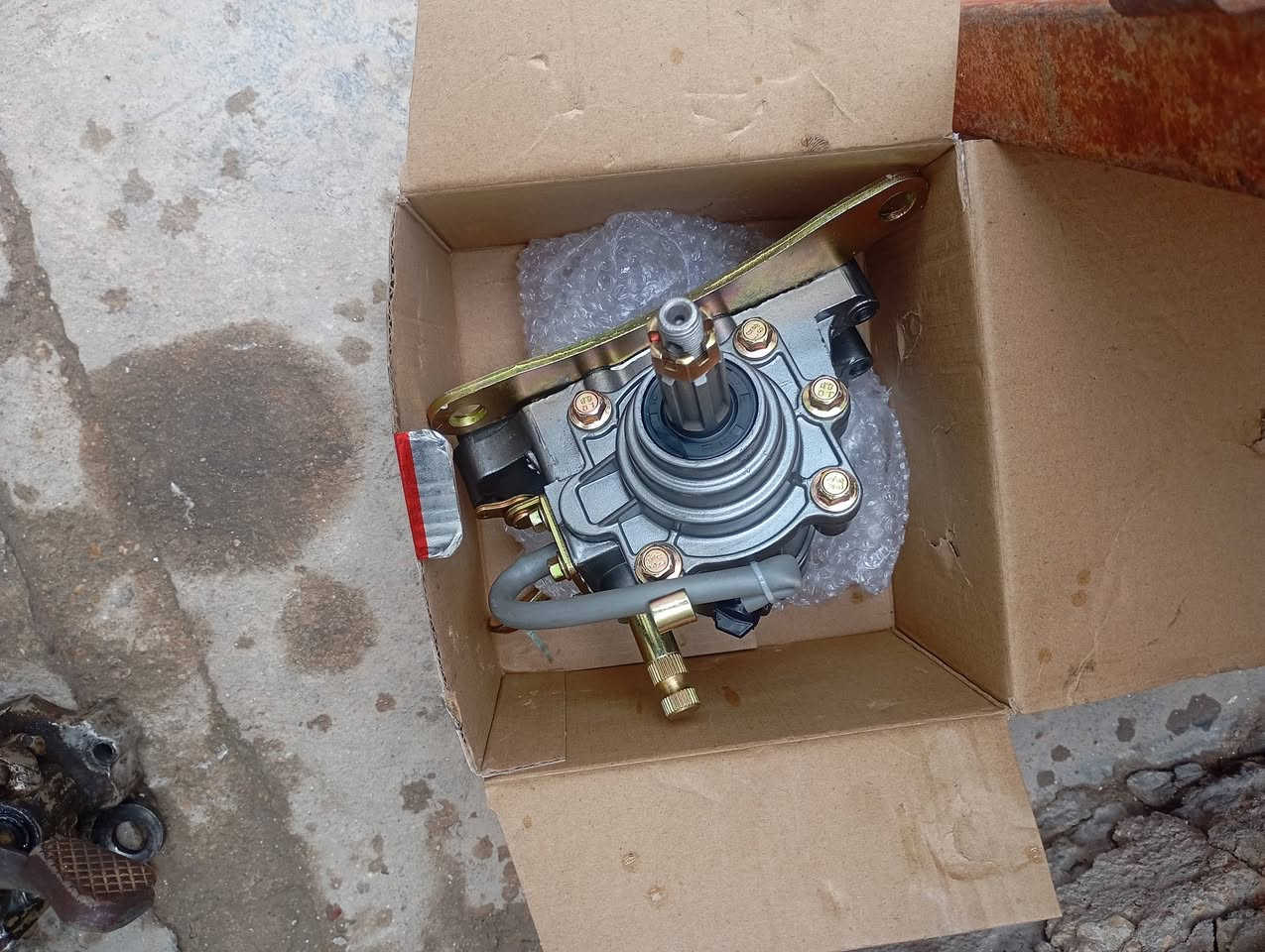 السلام عليكم شباب باب ام تي ار بلادي وجير بوكس ما مشدود بدراجه وجير بوكس مستعمل كلهى السعر 50 وبين مجال


**إذا كنت صاحب هذا الإعلان وتريد حذفه لأي سبب، رجاءا أرسل رسالة إلى الدعم الفني**