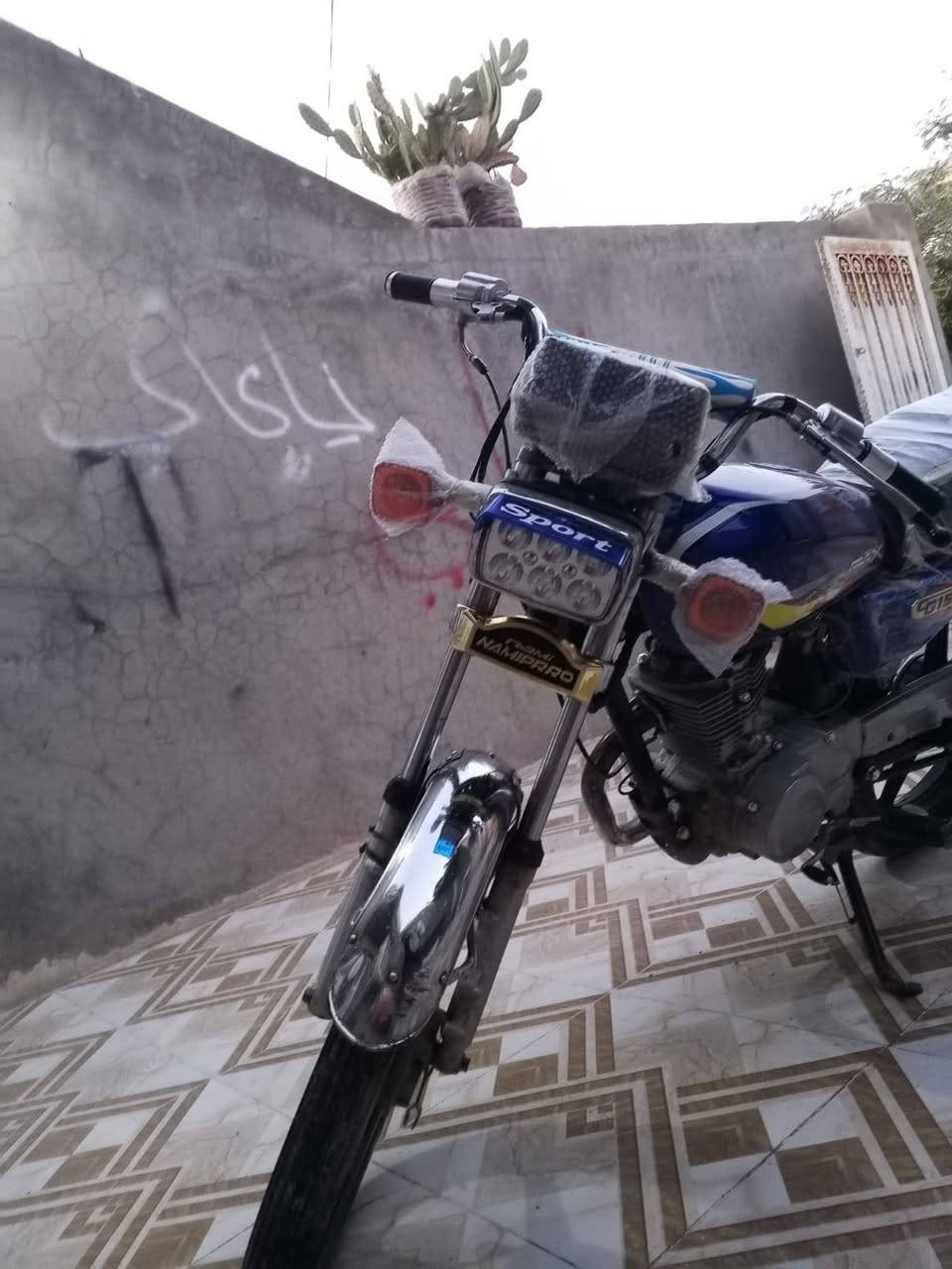 سلام وعليكم عندي مطور البيع نضيف تامه برو اربع كير مكان خانقين بختياري ورقم 0772280250م وخاص ما متواجد


**إذا كنت صاحب هذا الإعلان وتريد حذفه لأي سبب، رجاءا أرسل رسالة إلى الدعم الفني**