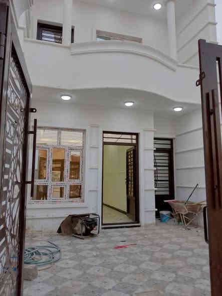 دار للبيع مساحه 150 الواجهيه 5والنزال 30 طابقين ثلاث غرف نوم شارع 20 القادسيه قطعه 500 السعر 115
***********
***********
