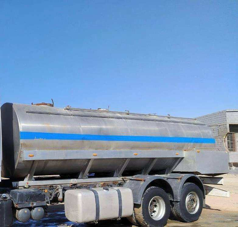 سلام عليكم تانكي ستيل ١٦ طن جديد طول التانكي 6 او نص مكاني بصره دير سعر 60 او بيه مجال رقم ***********
