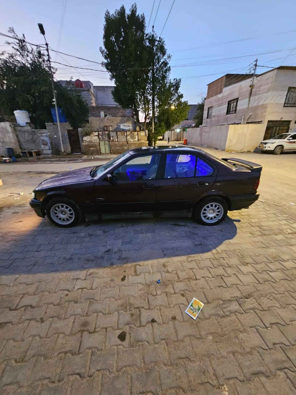 شباب سياره ابيع او مراوس حسب القناعه بي ام E36 مكينته 6سلندر فانوص مسكر كير عادي سياره مشروع وطني وراعينه يريد يحول بيه نواقص بسيطه حداديته 50./.مكينه مامفتوحه  تبريده كمبيسر عطلان او نقص غاز بنيد جايبلنه صبق بس ماصابقه بس معجن وكامل سياره مابصبوغه على حته شريكه وبس شرايه يدخل خاص والسعر 45وبي مجال مكاني البصره خمسة ميل   ***********
