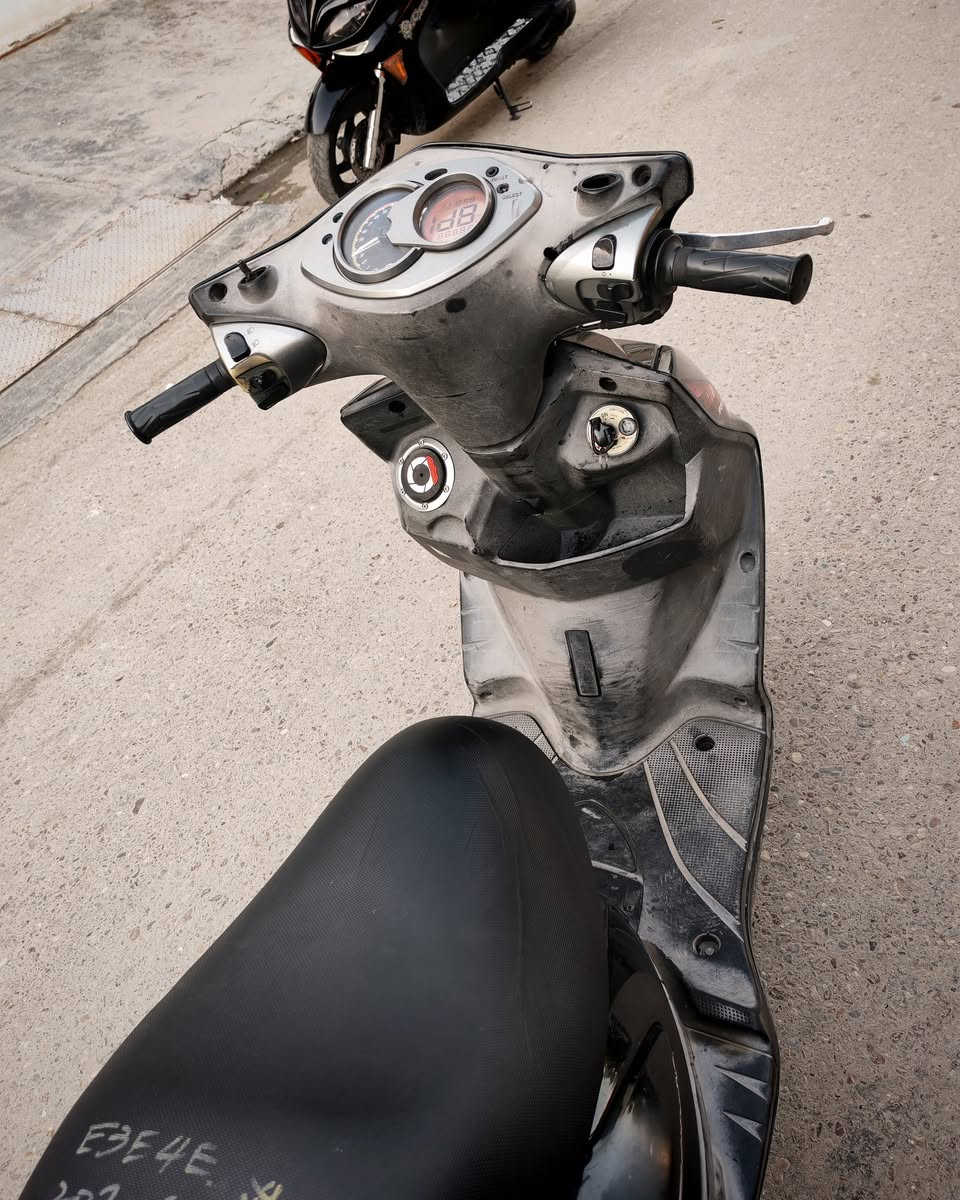 سلام عليكم …
دراجه سكنس فحل للبيع سكليتر خط 

دراجه مزوده بيهة بوشه59:500 دراجه شلعه معدلل كهربائيات كلها شغاله دراجه جديدة نازله رمبه اي نقص مابيها دارجه اكفلها سرقه بيدي منزلها رمبه دهنهة جديد مبدله كلجات رياضي صالنصه رياضيه

العنوان…بغداد الامين الثانيه

ه:***********
