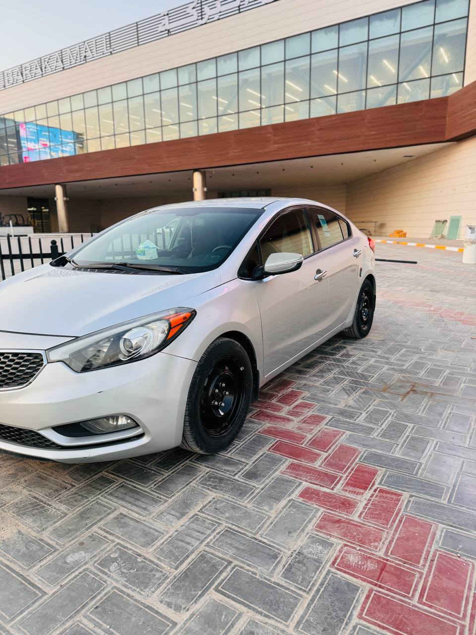 فورتي 2015 محرك 2000 دوش تحكم ستيرن كامره شاشه ارضيه جلد تخم تاير جديد بيها قطعتين تبديل جاملغ ايمن وبنيد سعر 105
للتواصل *********** 
مكلف بالنشر
