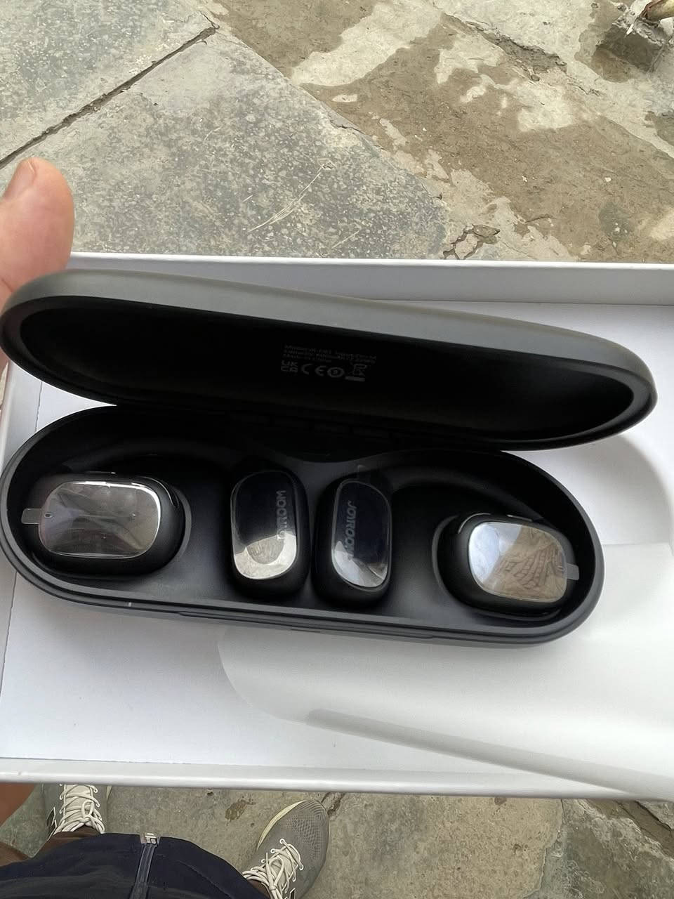 اخير قطعه تصفيه مال معرض
سماعه من شركه جوي روم سبورت سماعه محيطي بل العاب 4مايكات تدعم ضد الماء مده التشغيل 48
سعر 38


**إذا كنت صاحب هذا الإعلان وتريد حذفه لأي سبب، رجاءا أرسل رسالة إلى الدعم الفني**