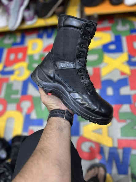 ماكنم 
بالة اصلي
قياس 41
توصيل جميع محافظات 
واتساب
***********
