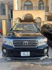 لاندگروز • ٢٠١٤ • ٨ سلندر