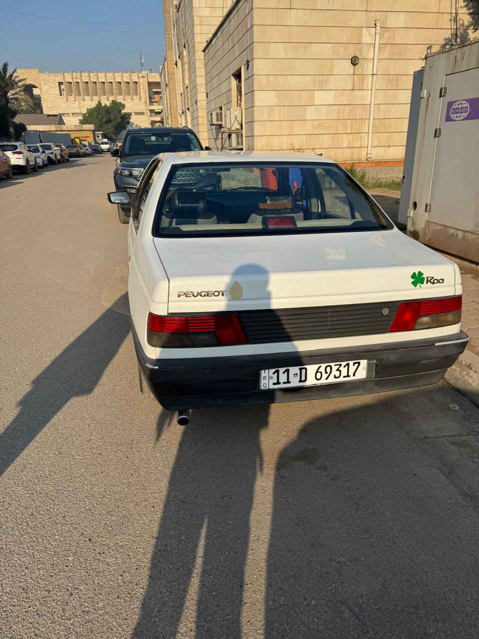 السلام عليكم 
بيجو روى 2009 مكفولة نظيفة احلى من الصور بعد 
مكاني بغداد الخطيب 
السعر 45 $ بيها مجال قليل 
***********
