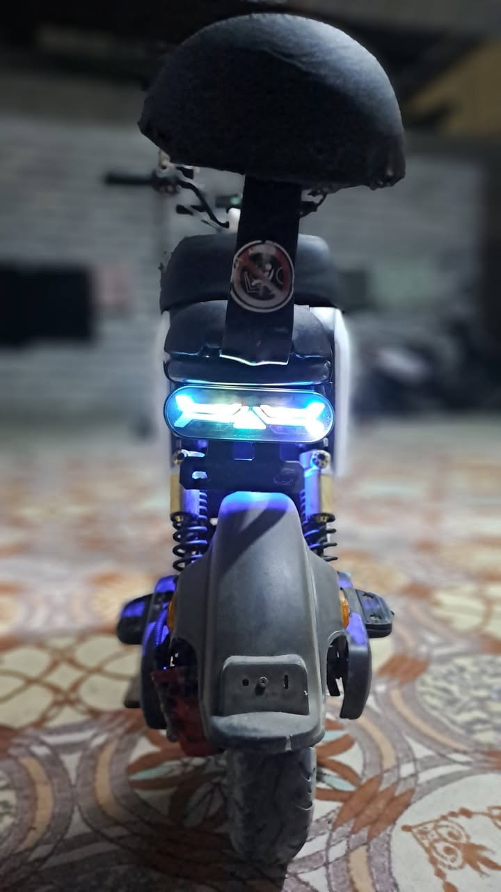 دراجه شحن نوعيه R9 دراجه نضيفه سعر دراجه قفل 300 بيه مجال بسيط


**إذا كنت صاحب هذا الإعلان وتريد حذفه لأي سبب، رجاءا أرسل رسالة إلى الدعم الفني**